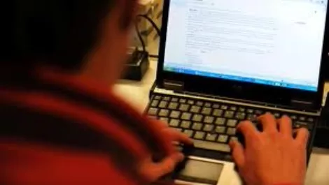 Internet disconnection penalties 'must go'