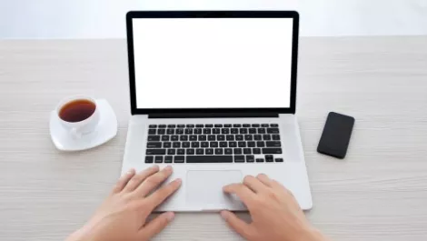 Gartner: Hybrid device shipments to soar 70% this year