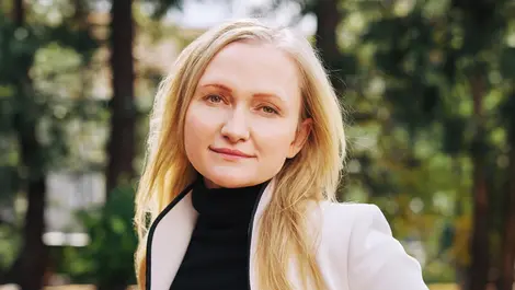 Lila tretikov headshot