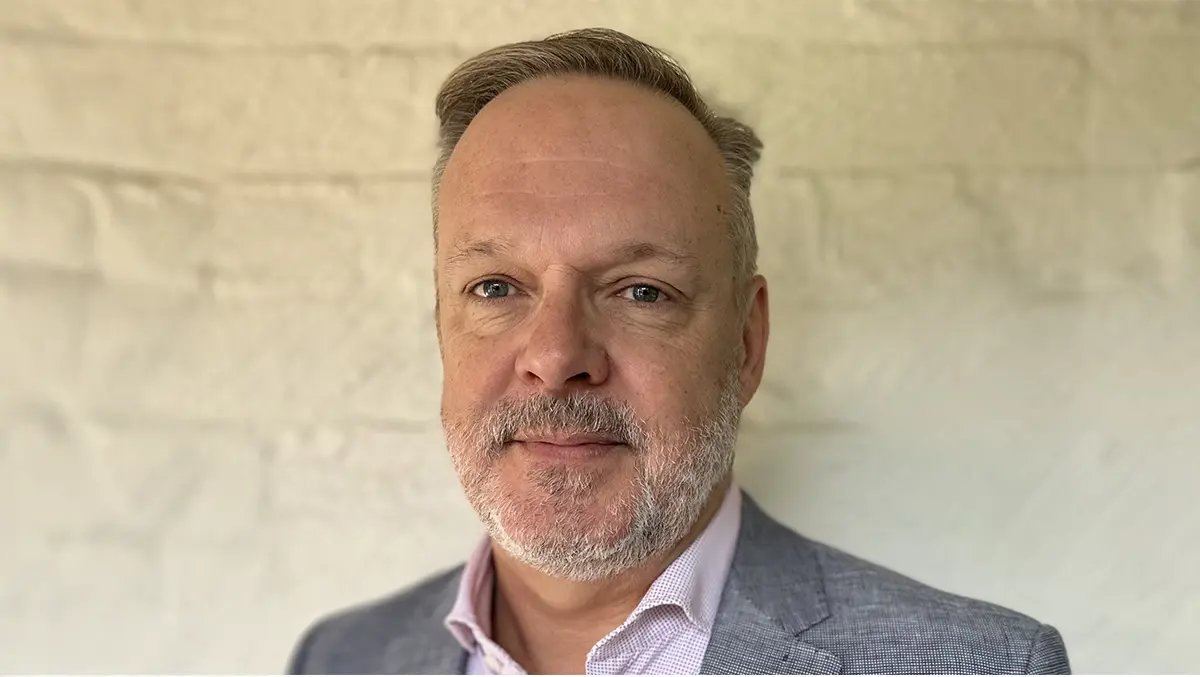 Ps   james robinson   headshot